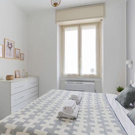 The Best Rent - Bright Two-Bedroom Apartment In Central Station Area Milano Esterno foto