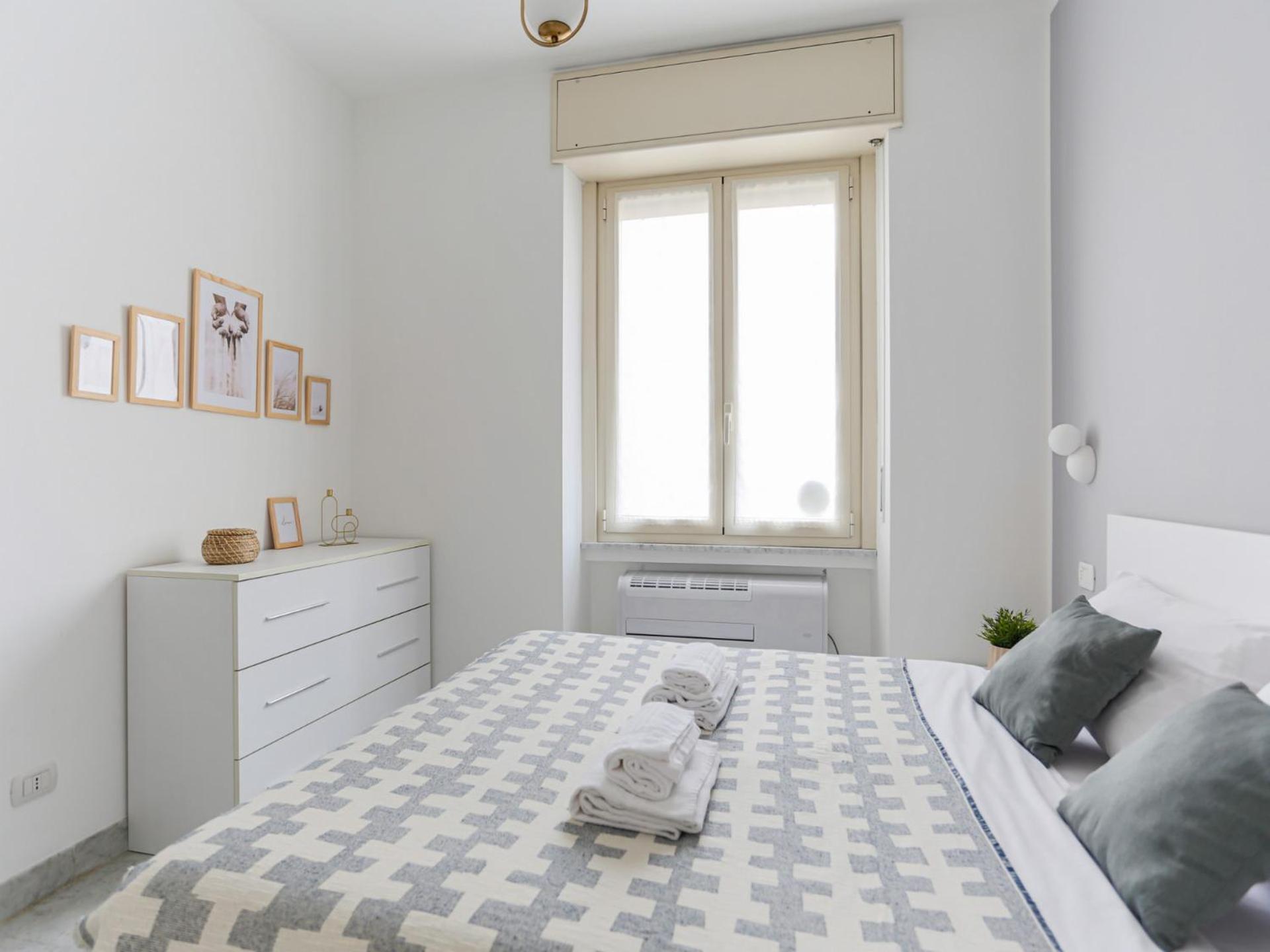 The Best Rent - Bright Two-Bedroom Apartment In Central Station Area Milano Esterno foto